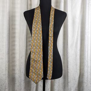 Perry Ellis Portfolio 100% Silk Printed in Italy Made in USA Paisley Neck Tie